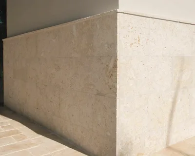 تصویر 2 از سنگ تراورتن استخونی مناسب محوطه و راه‌ پله